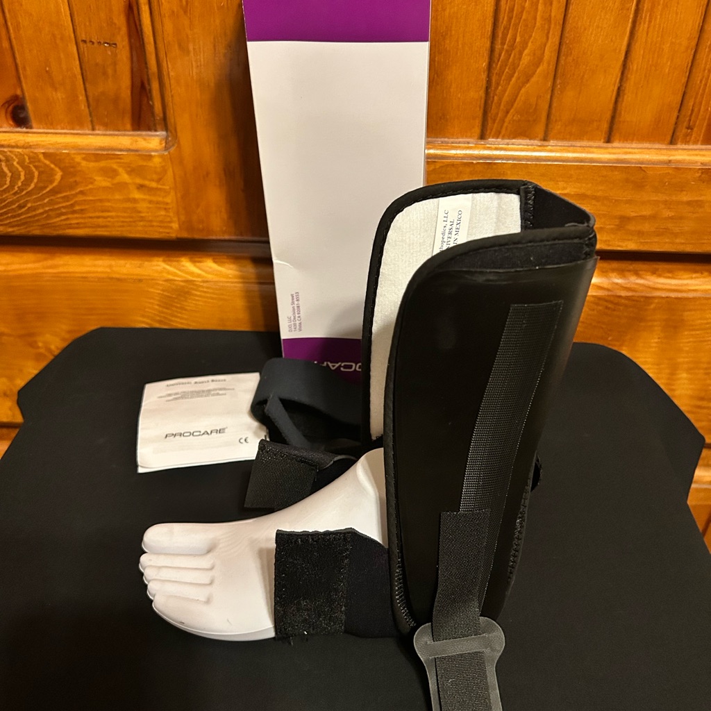 Procare New Universal Ankle Support Brace Size Large